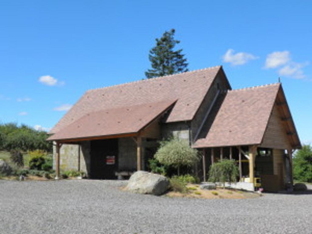 Bed and Breakfast Ferme Cidricole Hugues Desfrièches Sainte-Marguerite-de-Carrouges Exterior foto